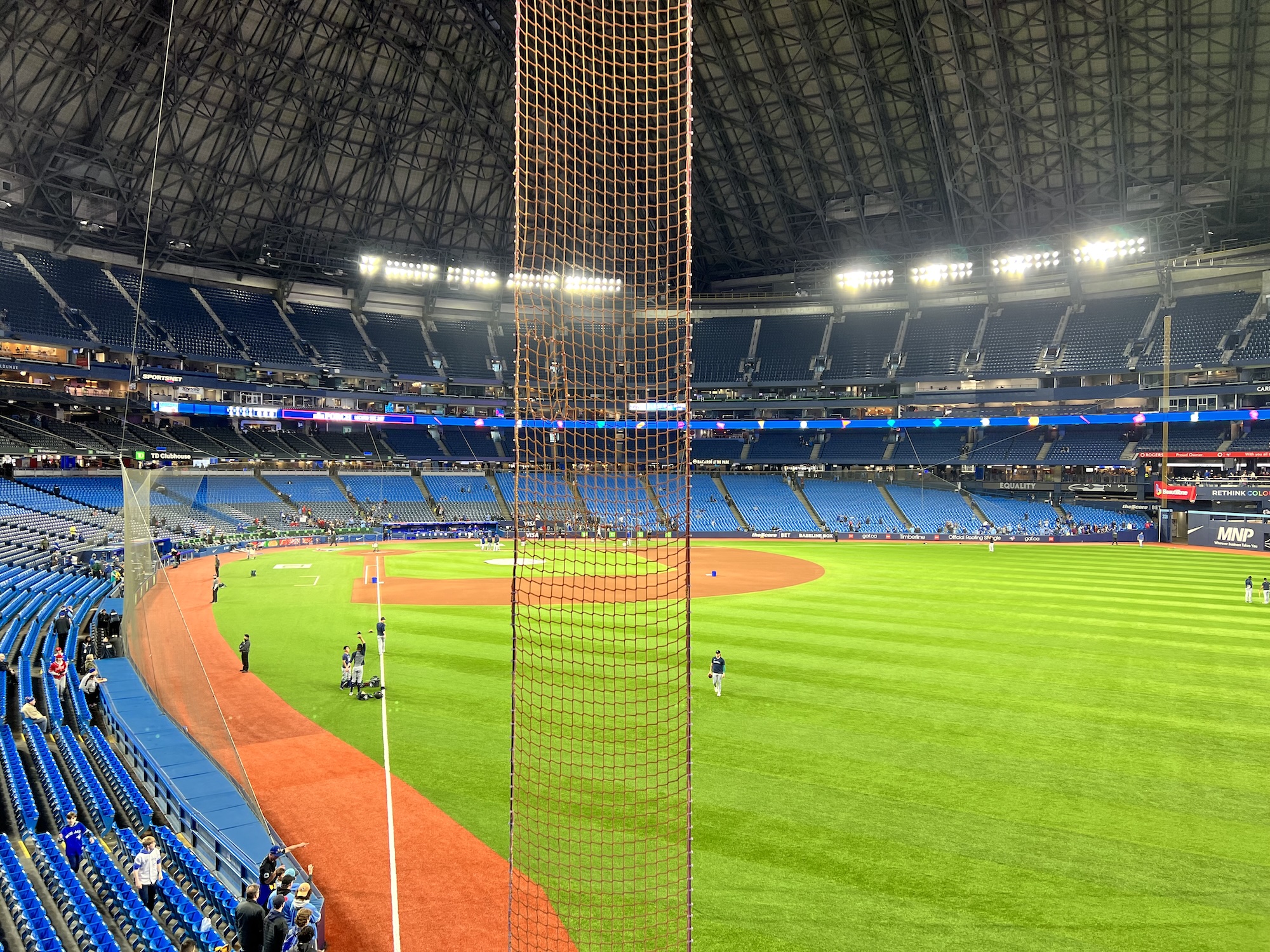 Mariners 10 – Blue Jays 8